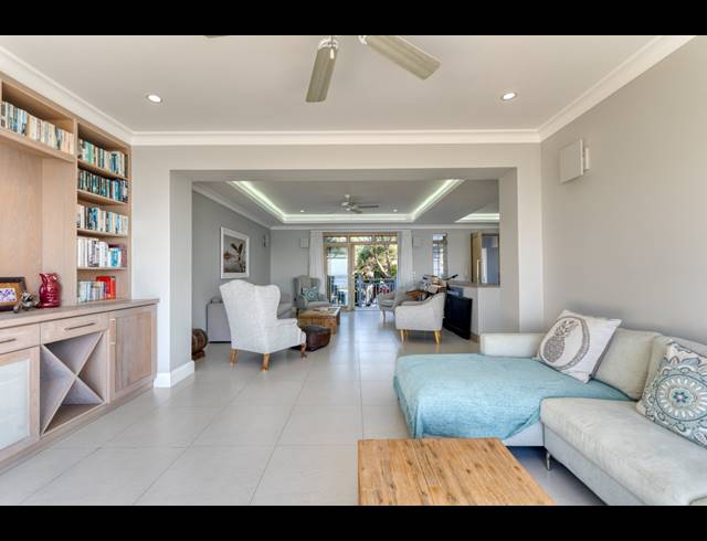 6 BEDROOM HOUSE FOR SALE IN TINLEY MANOR